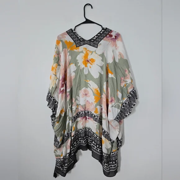 NWT Vince Camuto Washy Blooms Crincle Topper - Picture 4 of 6